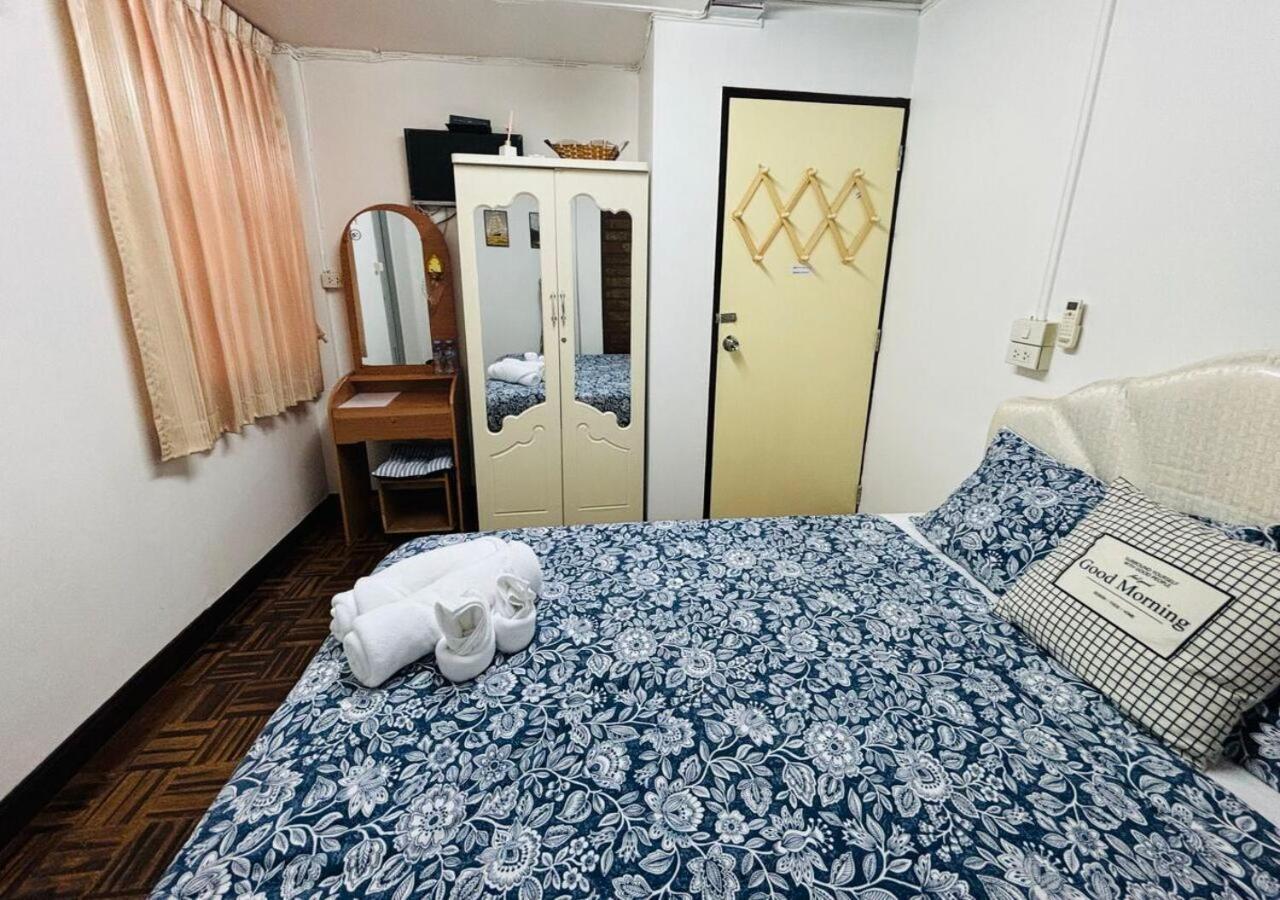 Ree Rumah tetamu *